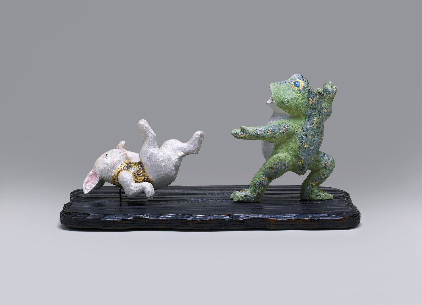《相撲》ウサギとカエル